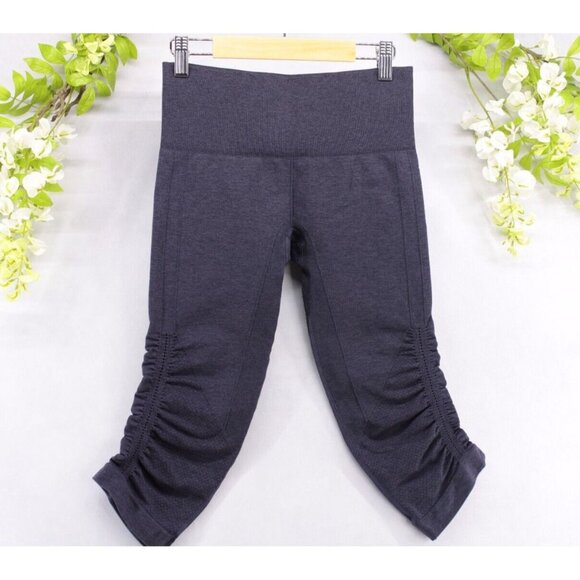 Lululemon Pants - Lululemon Women's Ebb And Flow Seamless ll Crop Dark Purple Leggings Sz 4